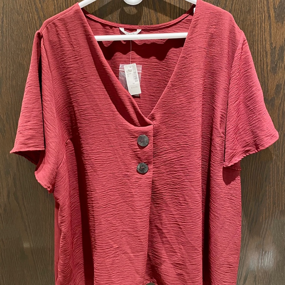 Penningtons flutter sleeve top 2X (fits 3-4X)